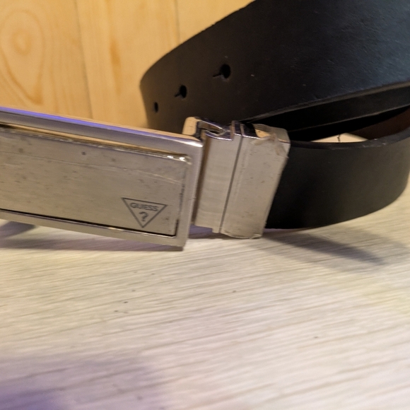 Guess Brown Leather Belt with Silver Buckle Size 40 - Picture 6 of 7